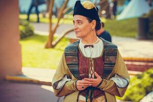 Porträt von Frau gekleidet im historisch Barock Kleider foto