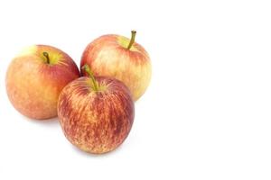 rote Äpfel auf weißem Hintergrund foto