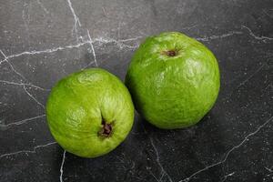 frisch reif Grün Guave Obst foto
