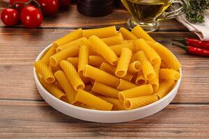 Italienisch Küche - - trocken Tortiglioni Pasta foto