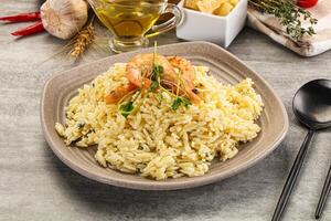 Italienisch Pasta Orzo mit Garnele foto