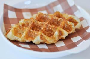 kriechen oder Waffel oder Croissant , Französisch Croissant oder Französisch Brot mit Zucker foto