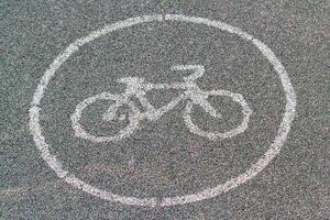 Fahrrad Fahrbahn Kennzeichen foto