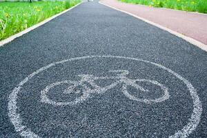 Fahrrad Fahrbahn Kennzeichen foto