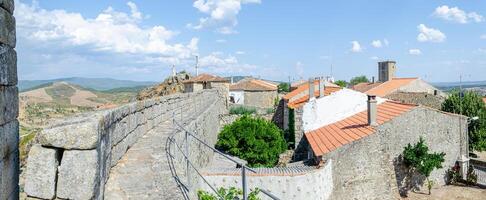 Panorama- Aussicht von Penamacor, ein mittelalterlich Dorf im das Beira Baixa Region von Portugal. foto