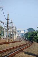 Pendler Linie oder elektrisch Zug im Jakarta, Indonesien. foto