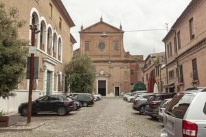 ferrara Italien 29 Juli 2020 ein Detail von ein Kirche im ferrara im Italien foto