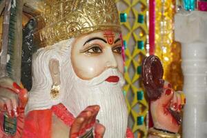 Statue von ein Vishwakarma ein Hindu Gott. foto