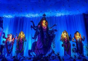 höchste Shakti maa Durga Fokus auf Gesicht mit Licht Hindu Religion foto