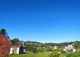 malerisch Dorf unter Blau Himmel foto