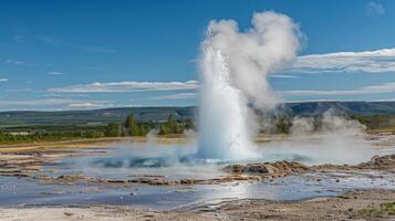 das ikonisch Geysir bewirken von geothermisch Energie mit heiß Wasser spucken hoch in das Luft foto