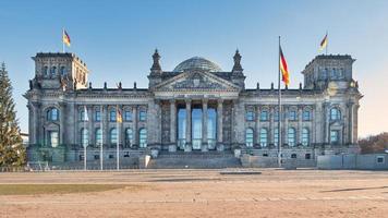 Reichstagsgebäude in Berlin foto