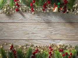 Weihnachtsbaum auf Holz Textur. Hintergrund alte Platten