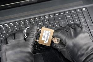 Cyberkriminalität Ihr System wurde gehackt foto