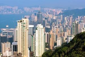 hong kong innenstadt das berühmte stadtbild blick vom victoria-gipfel der berühmte aussichtspunkt in hongkong. foto