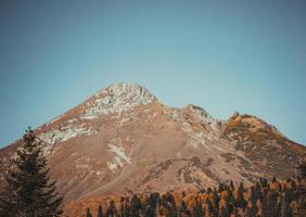 Herbst in den Bergen von Krasnaya Polyana foto