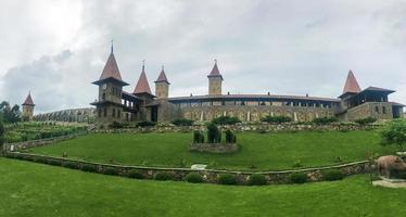 Stadt Kamensk, Russland, 2021 - Schloss im Park Loga foto