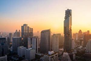 Luftaufnahme des modernen Hochhauses in der Business Zone in Bangkok, Thailand? foto