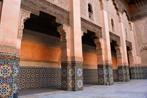 Farben und Muster der marokkanischen Kultur foto