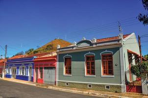 Blick auf das typische Architekturhaus der Region am Monte Alegre do Sul. auf dem land des staates sao paulo, einer landwirtschaftsregion. foto