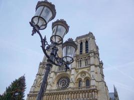 notre dame paris foto