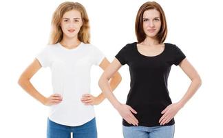 T-Shirt-Set zwei schöne Frauen im weißen und schwarzen T-Shirt Mock-up, Frau im leeren T-Shirt. Mädchen-T-Shirt-Collage. foto