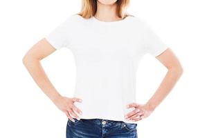 Mädchen im weißen Hemd Mock-up isoliert auf weißem Hintergrund foto