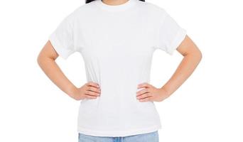 weißes T-Shirt Mock-up isoliert auf weißem Hintergrund foto