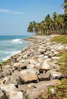 Küste in Varkala, Kerala, Indien. foto