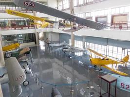 Royal Thai Air Force Museum Bangkok18. August 2018 im Inneren des Gebäudes zeigt das Flugzeug zum Lernen. am 18. august 2018 in thailand. foto