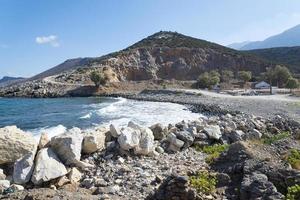 das Meer und die Berge von Kreta. foto