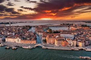 Luftaufnahme des ikonischen San Marco Square foto