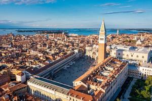 Luftaufnahme des ikonischen San Marco Square foto