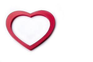 großes rotes Herz isoliert auf weißem Hintergrund foto