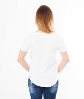 Rückansicht Mädchen, Frau im weißen T-Shirt Isolation auf weißem Hintergrund, leer, Textfreiraum foto