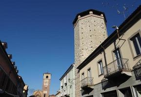 duomo kirche und torre ottagonale turm in chivasso foto