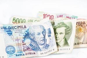 Banknoten aus Italien. italienische lira 10000, 5000, 2000, 1000. foto