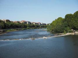 Fluss Po in Turin foto
