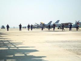 königliche thailändische luftwaffe don muang bangkok thailand12. januar 2019nationaler kindertag die flugzeugshow und flugschau der luftwaffe der königlichen thailändischen luftwaffe. auf bangkok thailand12 januar 2019. foto