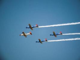 königliche thailändische luftwaffe don muang bangkok thailand12. januar 2019nationaler kindertag die flugzeugshow und flugschau der luftwaffe der königlichen thailändischen luftwaffe. auf bangkok thailand12 januar 2019. foto