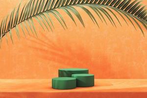 minimalistischer mockup-hintergrund für die produktpräsentation, drei grüne podium auf orangefarbenem basis und wand, palmblatt und schatten an der wand. 3D-Rendering foto