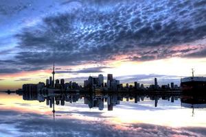 Skyline von Toronto vom Pier foto