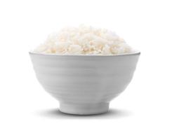 Reis in weißer Schüssel auf weißem Hintergrund foto