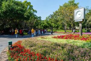 bangkok thailand30. dezember 2019suan luang rama ix auch als king rama ix park bezeichnet ist ein öffentlicher park im bangkok prawet bezirk. mit einer fläche von 500 rai 80 ha 200 acres ist es das große. foto