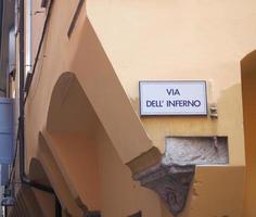 Via Dell Inferno Hell Street in Bologna foto