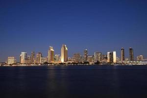 San Diego, Innenstadt in der Abenddämmerung foto