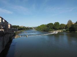 Fluss Po in Turin foto