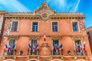 Fassade des Rathauses in Saint-Tropez, Côte d'Azur, Frankreich foto