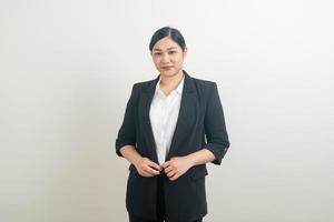 asiatische Geschäftsfrau mit weißem Hintergrund foto