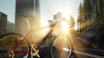 Stadtfahrrad auf der Straße foto